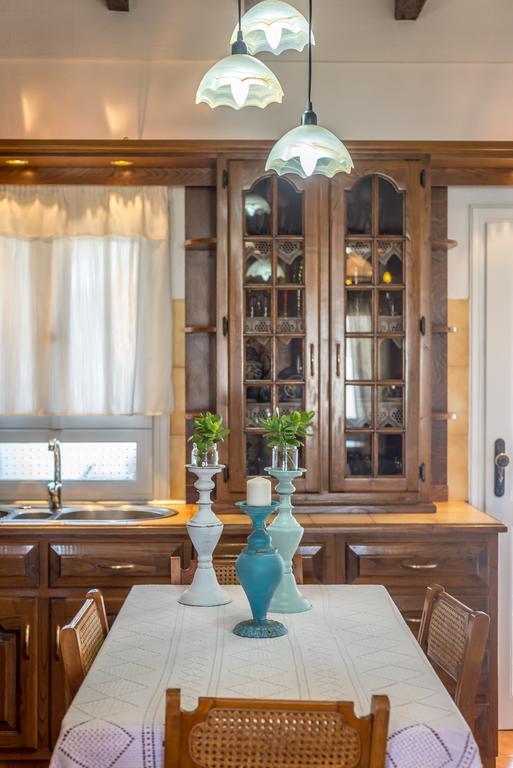 פולוניה Traditional House Milos מראה חיצוני תמונה