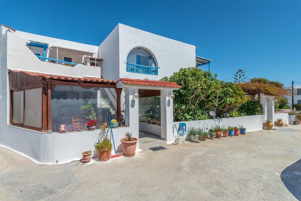 פולוניה Traditional House Milos מראה חיצוני תמונה